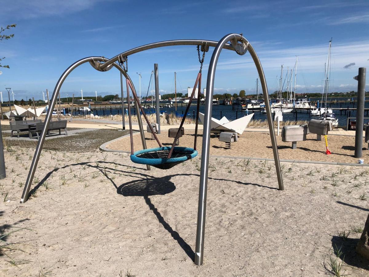 2Zi-Ferienwohnung Am Suedstrand Mit Eigenem Parkplatz Perfekt Fuer Familie Burgtiefe auf Fehmarn Zewnętrze zdjęcie